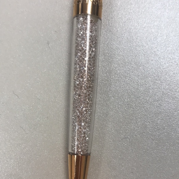 COPY - Swarovski RoseGold Pen - Picture 3 of 5